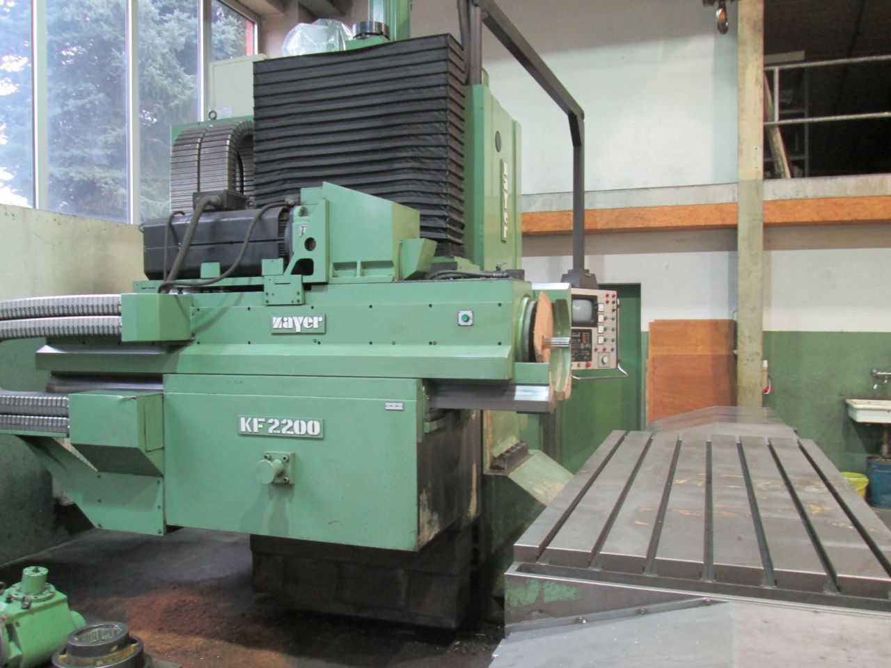Bed Type Milling/ZAYER KF2200 (12.498L)